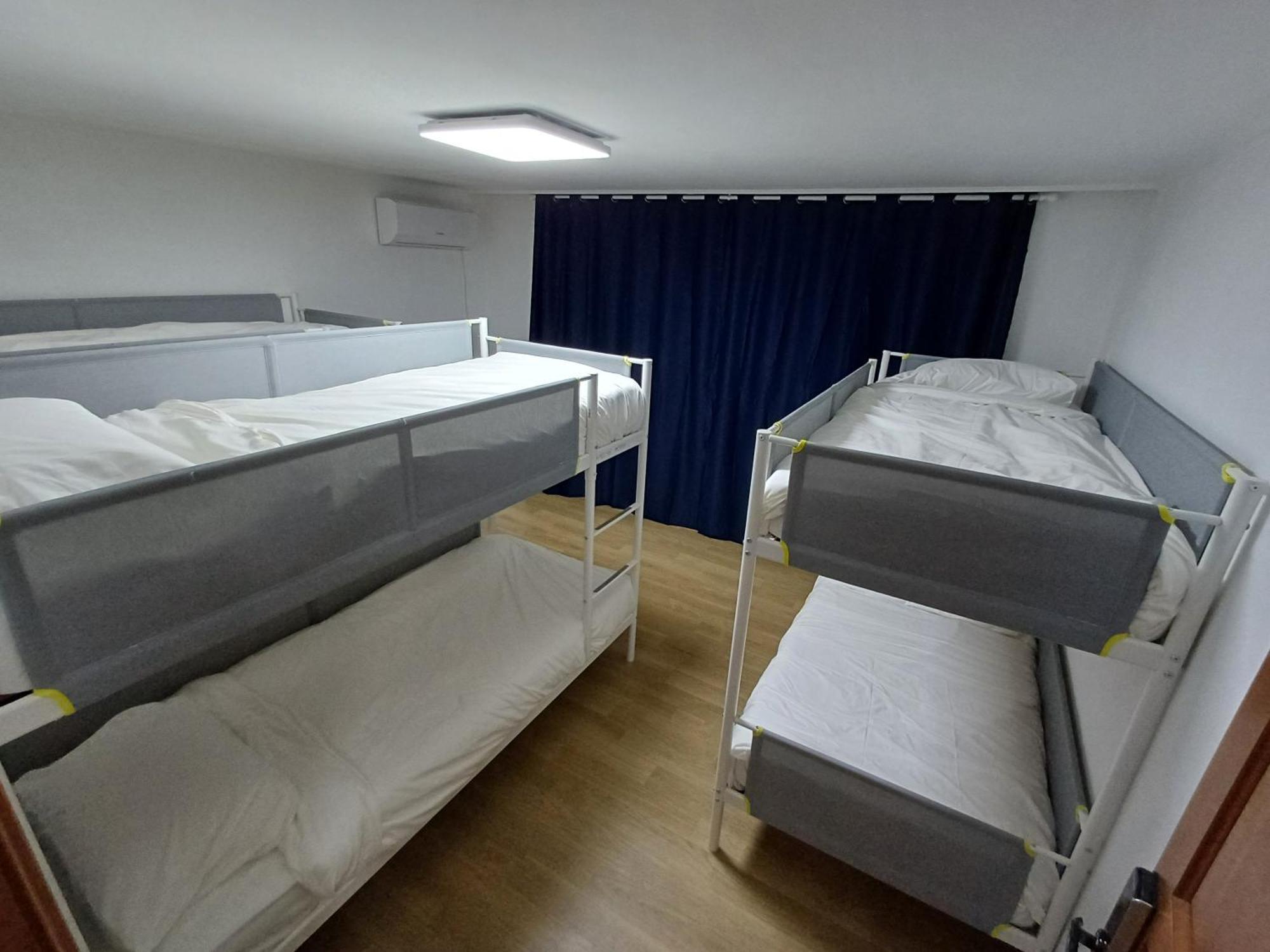 Ocean'S Guesthouse - Foreigners Only Сеул Экстерьер фото